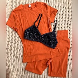 Workout Set & Bralette 🧡💙